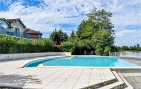 Nice apartment in Marciac with Outdoor swimming pool and 1 Bedrooms